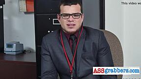 Queer Hardcore Threesome with Hunks in Office Action!