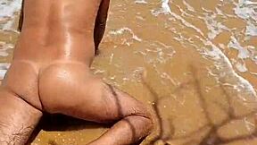 Ladysilva shows off hot Latina curves at beach