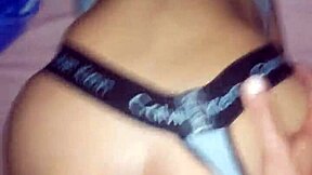 Sexo Real Casero - Mi Hermanastra Convencida para Sexo Arriesgado con Gente Cerca en Casa