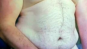 Muscle chub cumming hard now.