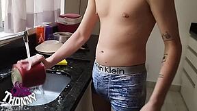 Novinho Bem Dotado Shows Off Massive Cock in Solo Action