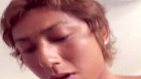 wanna see this twink blowbang?