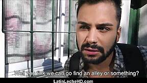 यंग पर्यटक को पैसे के लिए बाहर चोदा गया 😏