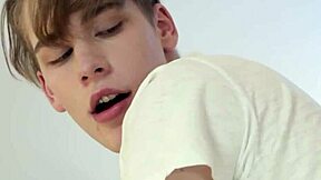 can this handsome boxer handle fucking that twink bareback?