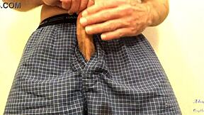 upclose cock worship and jerking off to cum 😍