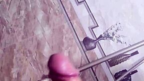 gay sục trong ph�ng tắm