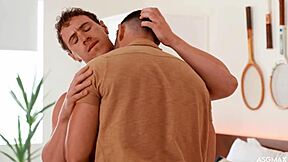 Horny photographer rails beefy muscular stud in missionary and doggystyle